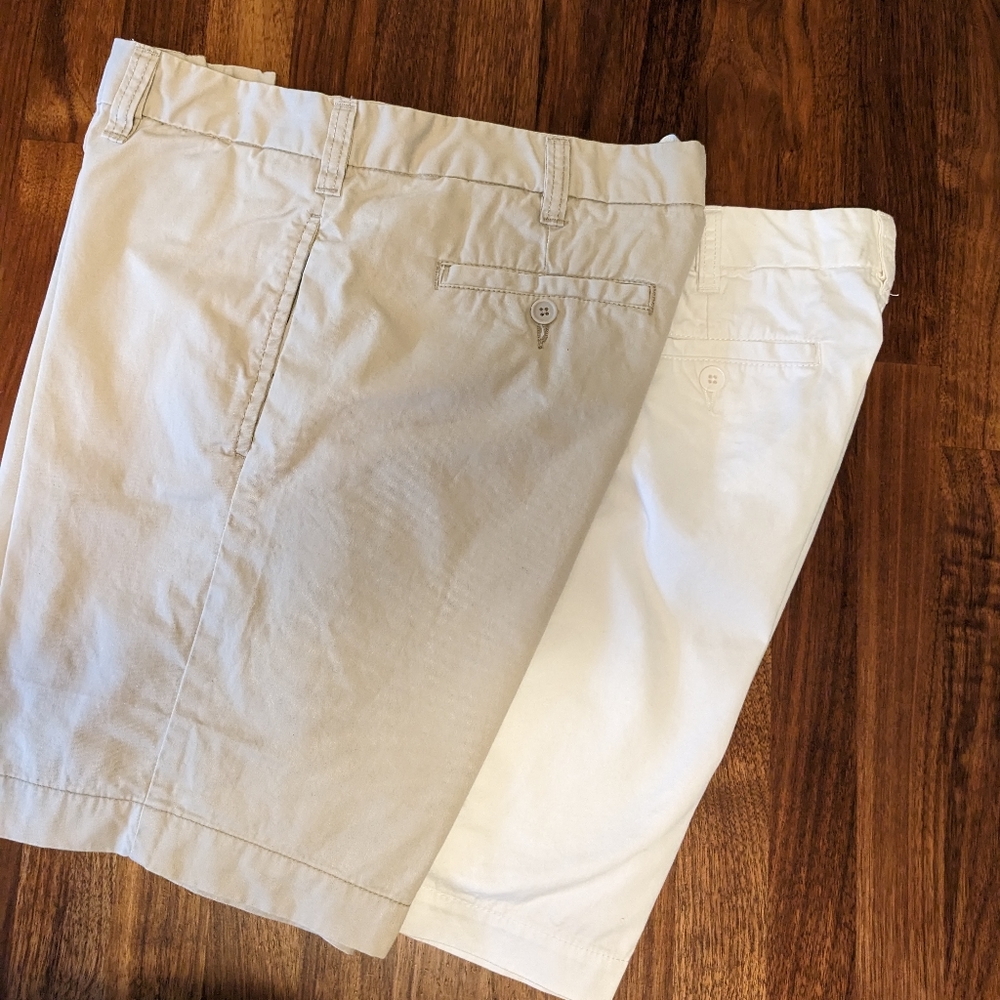 Cream and white cotton shorts new size 8